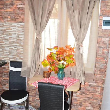 Yna House